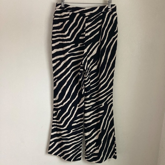 New sincerely Jules animal print pants - Picture 3 of 7